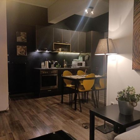 Kallimarmaro Cozy Apartment Athens Exterior photo